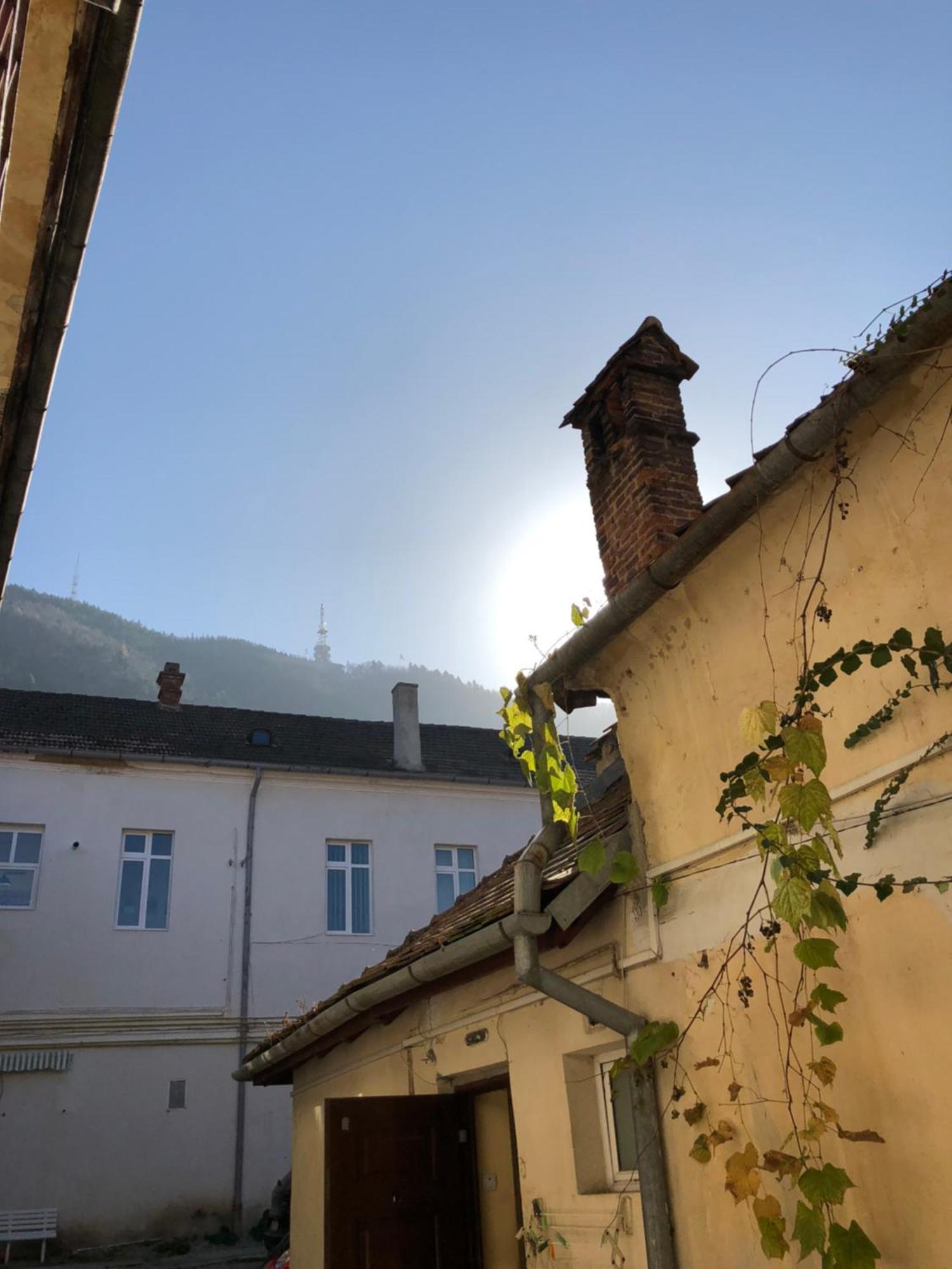Apartmán Charming Old Town Flat With Mountain View Brašov Exteriér fotografie